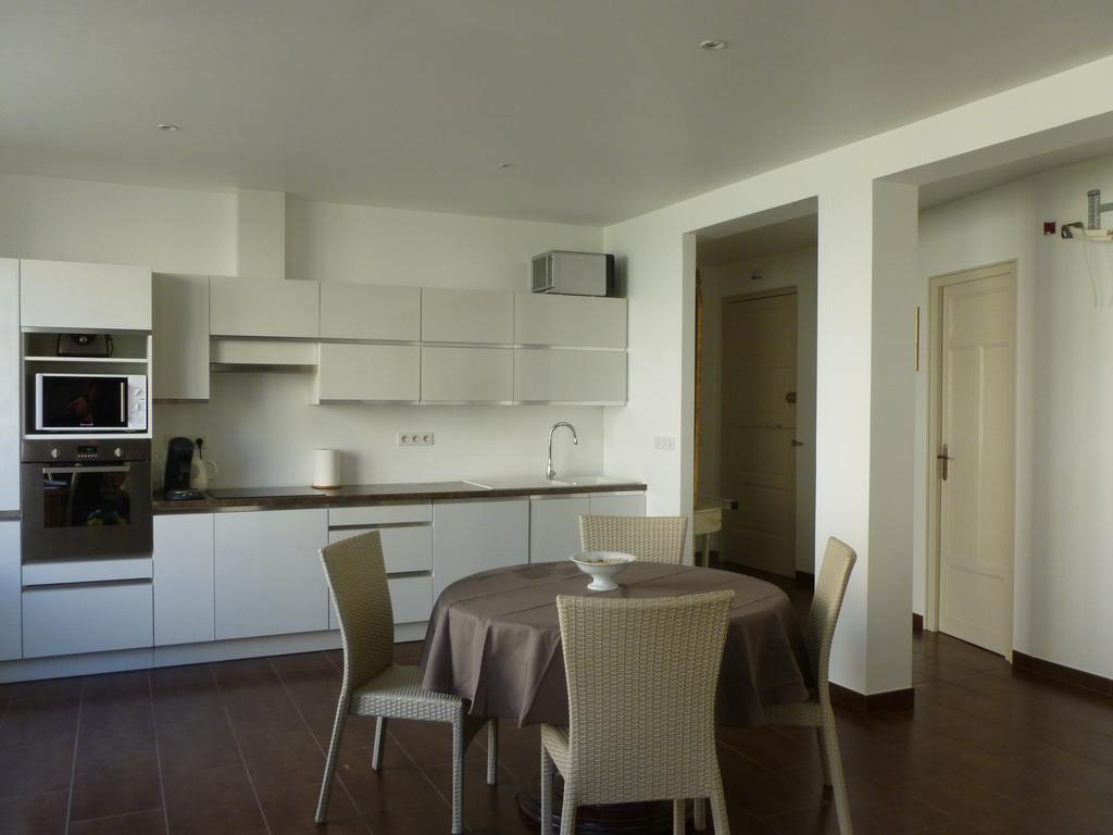 Appartement F3 Place Miot à Ajaccio  Extérieur photo