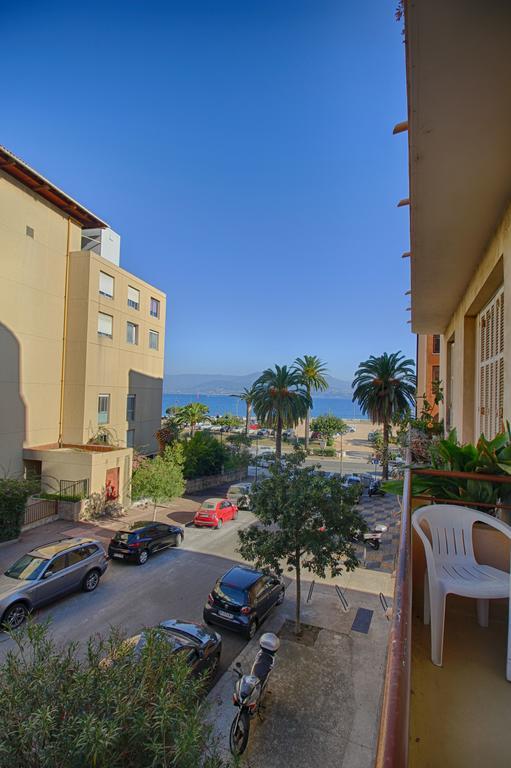 Appartement F3 Place Miot à Ajaccio  Extérieur photo